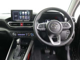 運転席のハンドル・シートは高さ調整が可能です