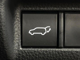 【パワーバックドア】スマートキーや運転席のボタンを押すだけでリアゲートが自動で開閉します!荷物を持っている時や、高い位置にあるバックドアを閉める際に便利な機能です♪