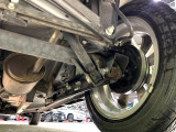お車を安心してお乗りいただく為には、足回りの定期点検が欠かせません。サービスサポート(有償保証)では無料点検もご提供しており、安心のカーライフをお過ごしいただけるサポート体制が整っています。