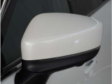 【ドアミラーウインカー】格好良さだけではなく対向車両からの視認性もよく安全に走行する為の安全装備のひとつです。