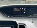 メーターディスプレイ内で運転支援システムの設定変更が可能です