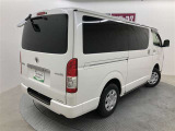 万が一の場合に相談できる自動車保険やJAFも取扱いしています。土日も対応してますよ ♪♪