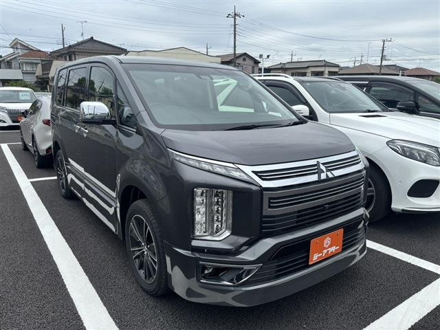 デリカD:5 アーバンギア 2.2 G パワーパッケージ 4WD 禁煙車 純正10.1インチナビ