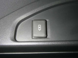 【充電用USB端子】デバイスの充電に便利です。※実際の接続端子は写真で確認or店舗までご気軽にお問合せください♪