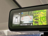 【マルチアラウンドモニター】専用のカメラにより、上から見下ろしたような視点で360度クルマの周囲を確認することができます☆死角部分も確認しやすく、狭い場所での切り返しや駐車もスムーズに行えます。