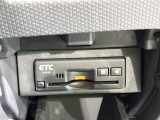 【ETC】高速道路の料金所をストレスなく通過!話題のスポットやサービスエリアに多い「スマートIC」利用時は必須のアイテムです。当店でセットアップを実施、ご納車当日からすぐにご利用いただけます!