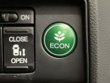 ★ECONスイッチ★ エコドライブを加速しよう!スイッチをONにすると、運転の仕方によるロスを抑え込み燃費をよくするようクルマが頑張ります(*^ー^*)燃費向上にチャレンジ♪