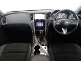 「NISSAN 認定中古車」です。ワイド保証1年付(期間中走行距離無制限)全国の日産サービス工場で保証が受けられます。ご購入後も1ヶ月または1,000km点検が無料で受けられます♪