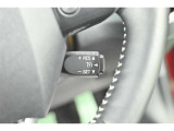 設定した速度内で、前方車両との距離を保ちながら加減速をしてくれます。高速道路での長距離移動が楽になりますよ♪