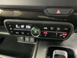 フロント両席にはシートヒーターが付いています!寒い日に便利な装備ですね。