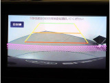 リヤビューカメラもついているのでバック時も安心です!