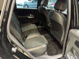 車両は屋内展示しておりますので天候に関係なくごゆっくりコンディションご確認頂けます。車両を倉庫へ保管している場合が御座いますのでご来店前に在庫確認頂けると幸いです。TEL072-784-8800
