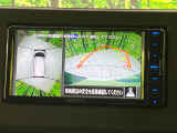 【マルチアラウンドモニター】専用のカメラにより、上から見下ろしたような視点で360度クルマの周囲を確認することができます☆死角部分も確認しやすく、狭い場所での切り返しや駐車もスムーズに行えます。
