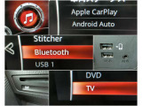 【スマホ連携も♪】 BluetoothやUSBは勿論、オプションのCD,TV、DVD搭載!またスマホのアプリの一部がコネクトで使用できるアップルカープレイ、アンドロイドオートにも対応♪