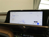 純正ナビを装備。タッチパネル式で使いやすく、お出かけもラクラクです。