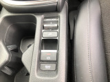【電動パーキングブレーキ・ブレーキホールド】簡単なボタン操作で、毎日の運転が快適になります♪