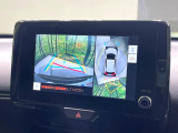 【パノラミックビューモニター】専用のカメラにより、上から見下ろしたような視点で360度クルマの周囲を確認することができます☆死角部分も確認しやすく、狭い場所での切り返しや駐車もスムーズに行えます。
