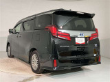 その他にも各種保険、お車の買取(T-UP)、JAF、TSカード、携帯電話などの取扱いをしております。詳しくはスタッフにお尋ねください。