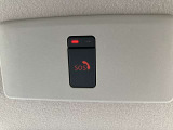 【SOSコール】事故などの緊急時、専用のオペレーターとつながります。あおり運転を受けた時にも通報できます。