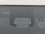 サポカーは、高齢運転者を含めたすべてのドライバーによる交通事故の発生防止・被害軽減対策の一環として、国が推奨する新しい自動車安全コンセプトです。詳しくは販売店スタッフまでおたずねください。