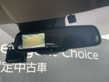 ルームミラーでバックモニターの画像が確認出来ます。