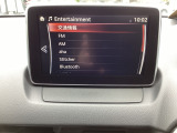 Bluetoothに接続することで、スマートフォンに入っている音楽アプリを車内で楽しめたり、通話が出来ます♪