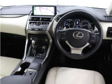 NX 300h Iパッケージ 