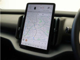 Googleアプリ/サービスが標準装備されているので、お手持ちのスマートフォンを接続することなく、普段どおりのデジタルライフを車内へ持ち込むことができます。