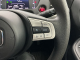 【アダプティブ・クルーズ・コントロール】予め設定した車速内でクルマが自動的に加減速。 前走車との適切な車間距離を維持しながら追従走行し、高速道路でのドライバーの疲労を軽減してくれる嬉しい機能付♪