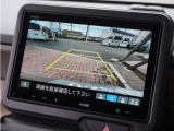 【バックカメラ】駐車が苦手な方でも安心してお乗りいただけます。リバース連動で画面が切り替わるのでとっても便利です。