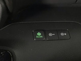 ★ECONスイッチ★ エコドライブを加速しよう!スイッチをONにすると、運転の仕方によるロスを抑え込み燃費をよくするようクルマが頑張ります(*^ー^*)燃費向上にチャレンジ♪