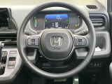 【純正革巻きステアリング】上質な革を使用することで、手にしっかり馴染みとても運転しやすいハンドルです♪
