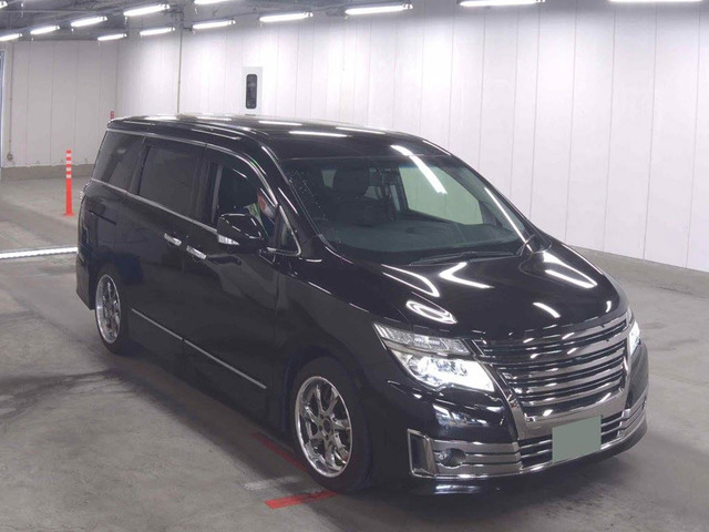 エルグランド  250ライダー Bライン 黒本革 リアエンタメ禁煙