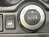 【オールモード4&times;4】2WD/4WDモードを手軽に切り替え可能。燃費重視の2WD、スタック時に役立つLOCK、AUTOモードでは4WDの配分を自動で調整し、路面状況を問わず安定した走りをサポート。