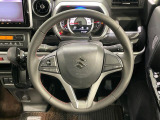 【純正革巻きステアリング】上質な革を使用することで、手にしっかり馴染みとても運転しやすいハンドルです♪