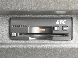 【ETC】高速道路の料金所をストレスなく通過!話題のスポットやサービスエリアに多い「スマートIC」利用時は必須のアイテムです。当店でセットアップを実施、ご納車当日からすぐにご利用いただけます!