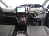 セレナ 1.2 e-POWER ハイウェイスターV 