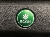 ★ECONスイッチ★ エコドライブを加速しよう!スイッチをONにすると、運転の仕方によるロスを抑え込み燃費をよくするようクルマが頑張ります(*^ー^*)燃費向上にチャレンジ♪