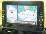【アラウンドビューモニター】専用のカメラにより、上から見下ろしたような視点で360度クルマの周囲を確認することができます☆死角部分も確認しやすく、狭い場所での切り返しや駐車もスムーズに行えます。