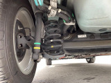 お車を安心してお乗りいただく為には、足回りの定期点検が欠かせません。サービスサポート(有償保証)では無料点検もご提供しており、安心のカーライフをお過ごしいただけるサポート体制が整っています。