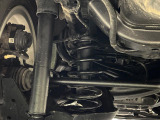 お車を安心してお乗りいただく為には、足回りの定期点検が欠かせません。サービスサポート(有償保証)では無料点検もご提供しており、安心のカーライフをお過ごしいただけるサポート体制が整っています。