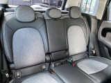 お車の点検、修理も自社整備工場にて対応致します。入庫案内からご来店までサービスアドバイザーと担当営業者でお客様をサポート致します。ご来店、ご連絡をスタッフ一同心よりお待ちしております。