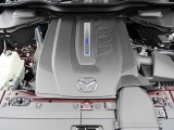 2.5ガソリンエンジンをベースにモーターとバッテリーを組み合わせたプラグインハイブリッド(PHEV)仕様
