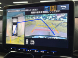 【360&deg;ビューモニター】専用のカメラにより、上から見下ろしたような視点で360度クルマの周囲を確認することができます☆死角部分も確認しやすく、狭い場所での切り返しや駐車もスムーズに行えます。