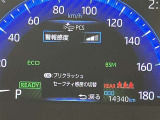 プリクラッシュセーフティー付きです。進路上の作動対象(システム作動対)をセンサーで検出し、衝突の可能性が高いと判断した際に警告やブレーキ力制御を行い衝突回避操作を補助します
