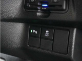 ◆障害物センサー◆車庫入れの時などに近くに障害物がある場合、障害物までの距離を音で知らせてくれます。