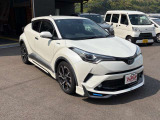 納車前点検、試乗も念入りにさせて頂いております。事務所は展示場の下側になります。ご来店の際は一度ご連絡頂けると幸いです。