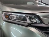 LEDヘッドライトは、点灯の瞬間から最大光量を発揮し、突然暗くなるトンネルなどでの安定感を高めます。