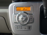 オートエアコンを装備しております!自動で調整してくれますので、車内も快適です☆