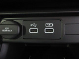 便利な充電用USBジャックも付いています☆周辺機器の充電にご利用頂けます☆